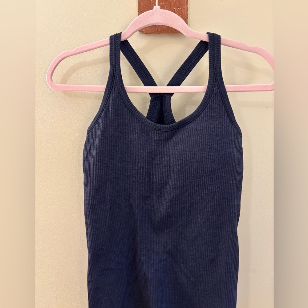Lululemon Ebb to Street Tank Top, Size 6